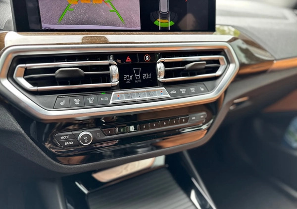 BMW X3 cena 168000 przebieg: 17300, rok produkcji 2022 z Pińczów małe 529